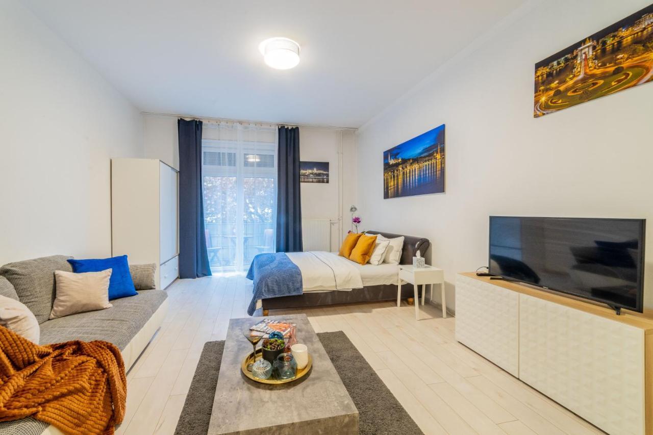 Del Mar Apartment Budapest Ngoại thất bức ảnh